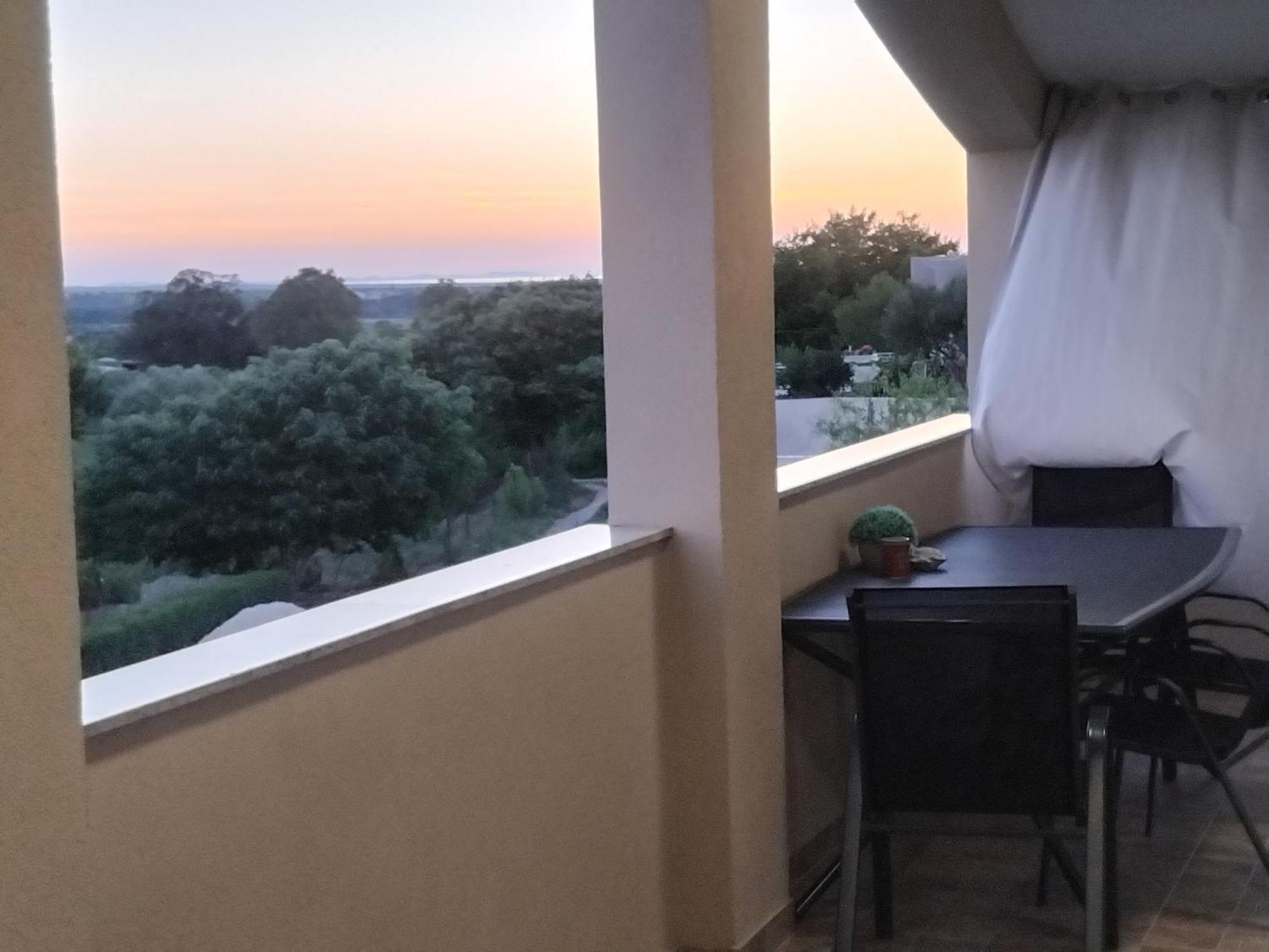 Apartman Zdravka Policnik Exteriér fotografie